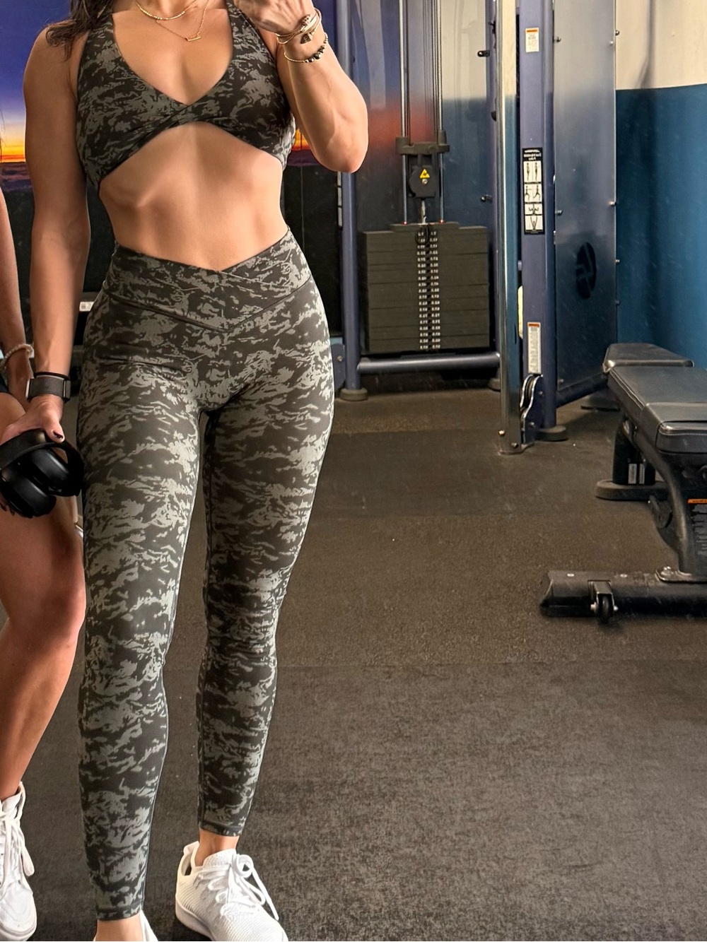 Violate the Dresscode Vice V waist leggings and sports bra